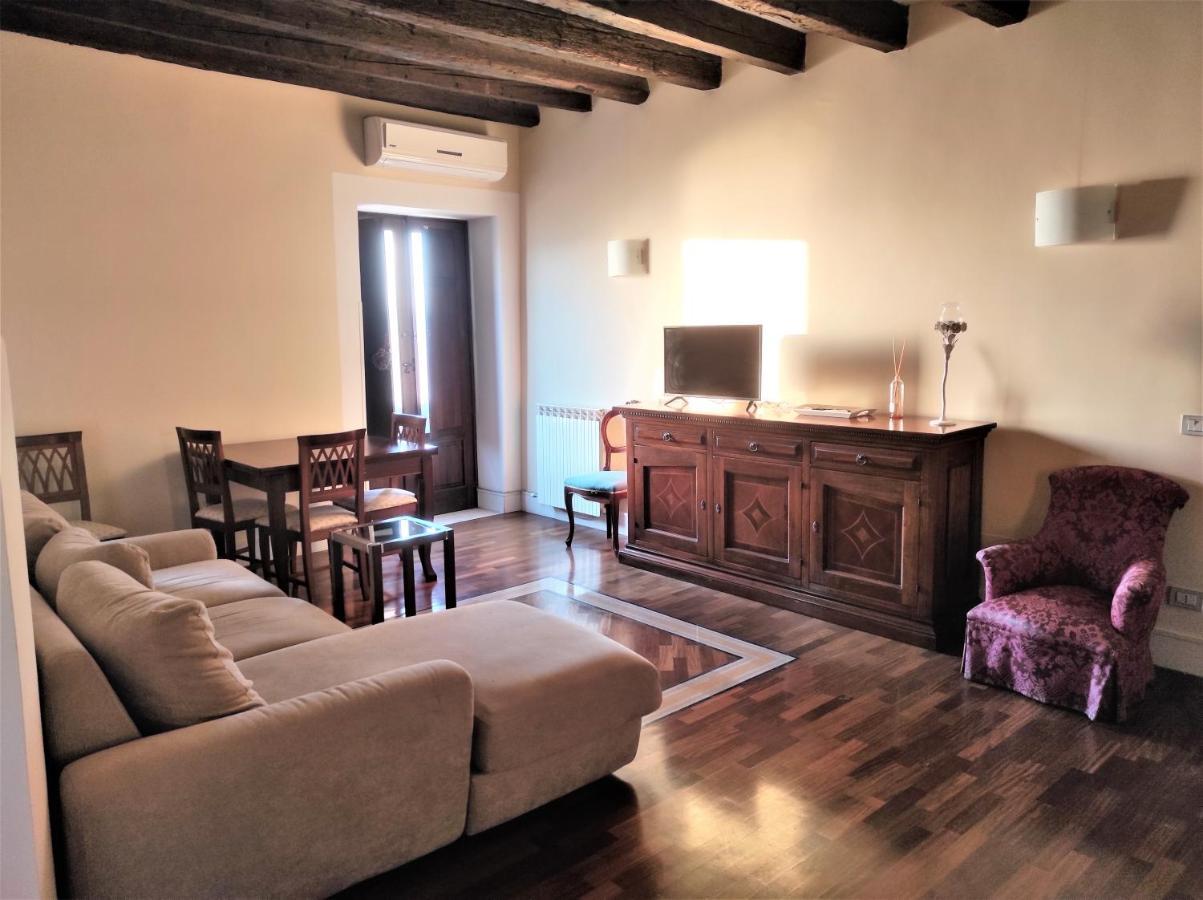 Flora'S House - Ortigia Holidays Syracuse Exterior foto